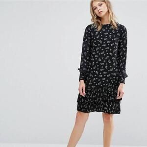 Warehouse Dotty Floral Print Pleated Hem Shift Dress